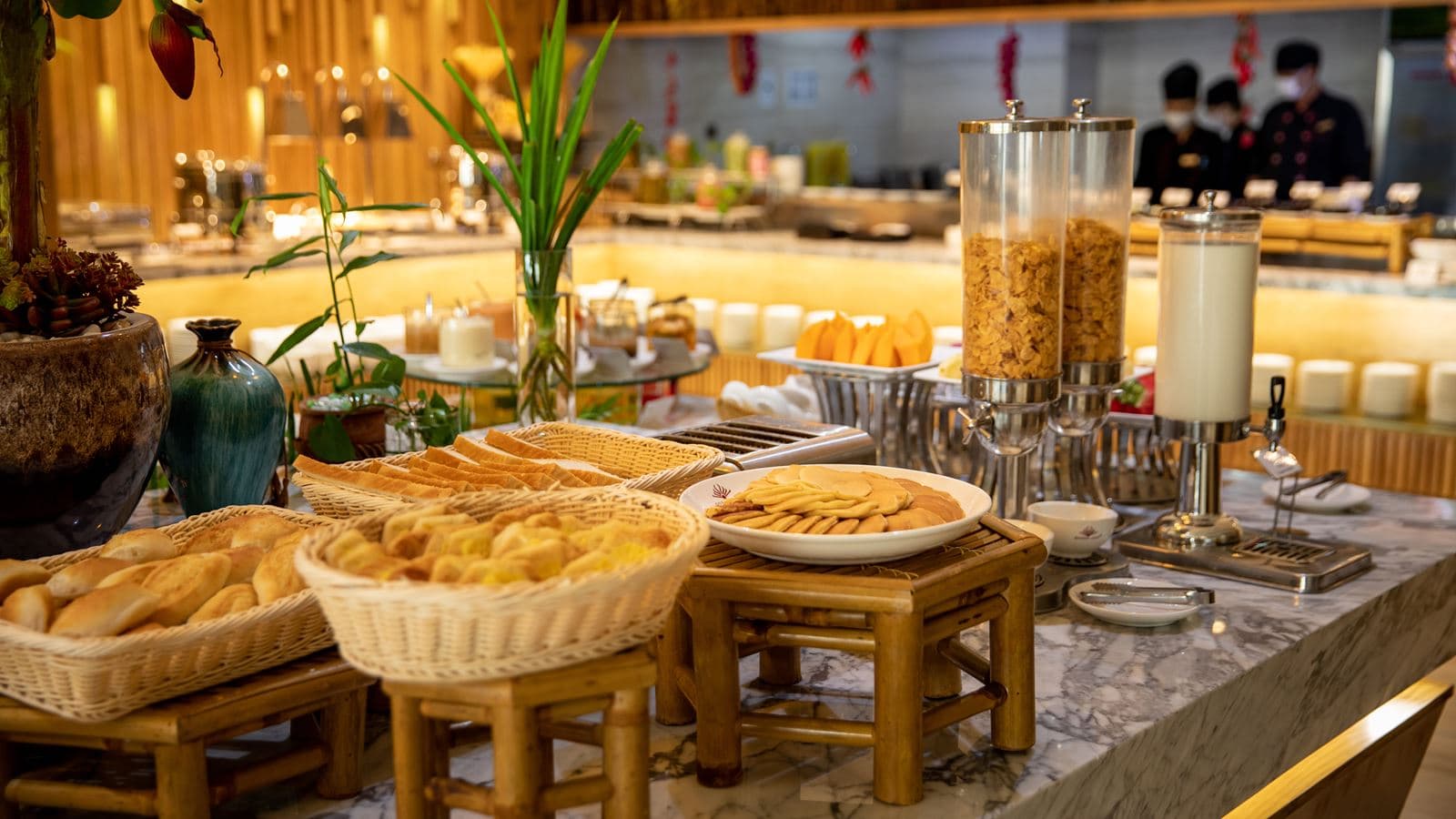 restaurants-royal-restaurant