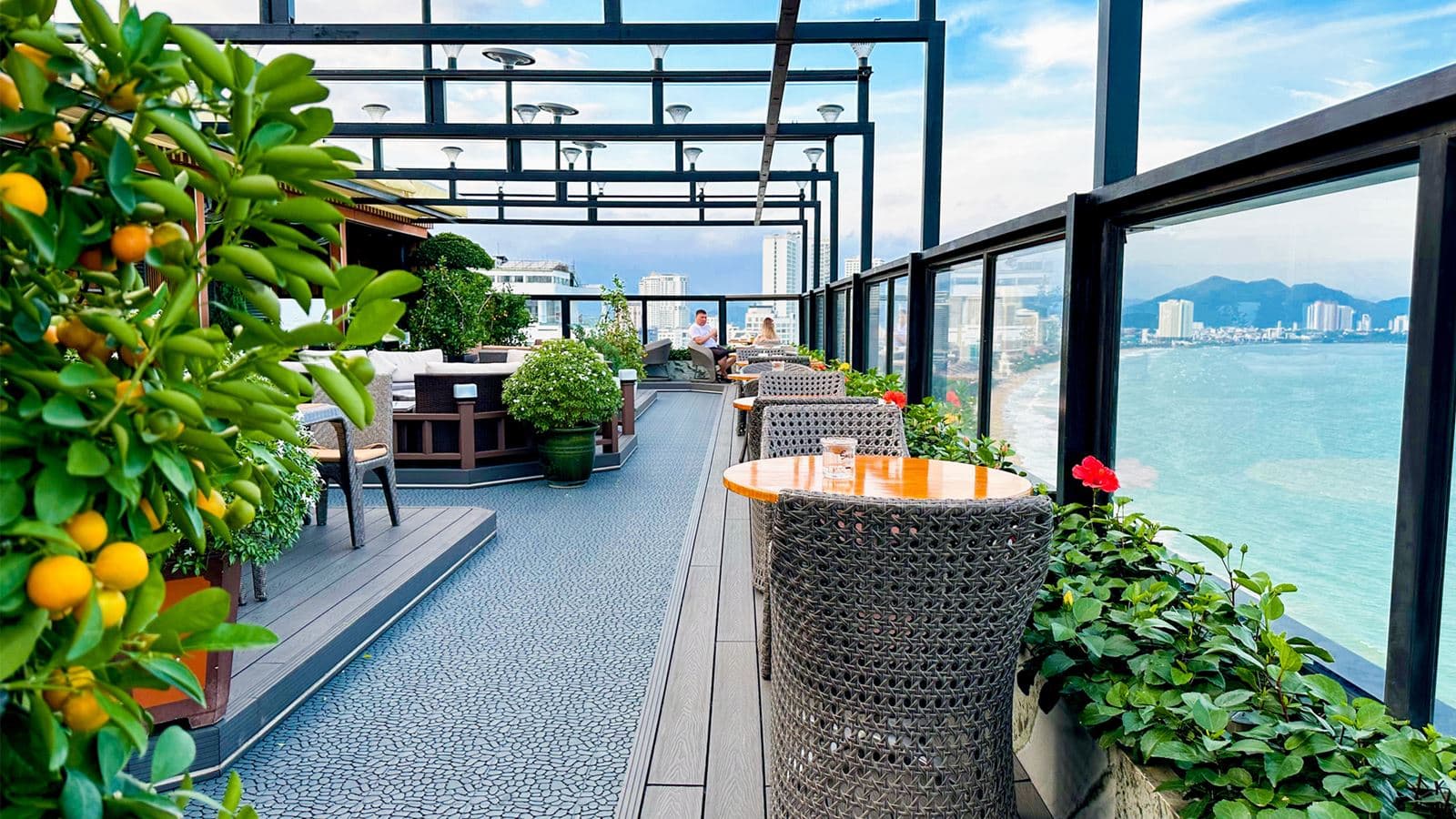 bars-sky-bar