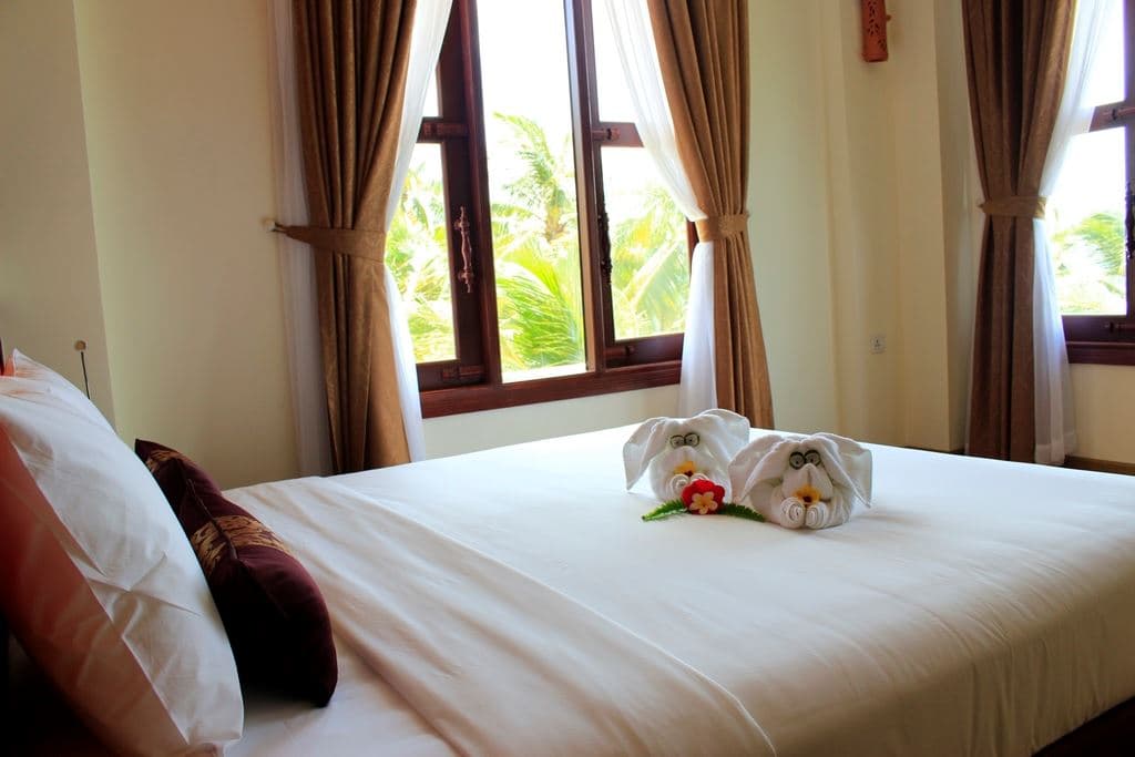 rooms-room-family-balcony