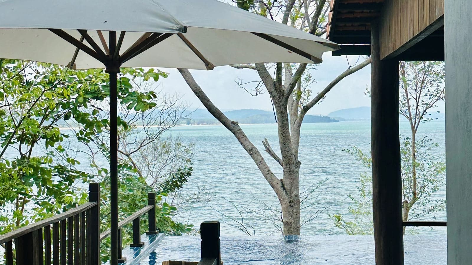 rooms-ocean-pool-villa