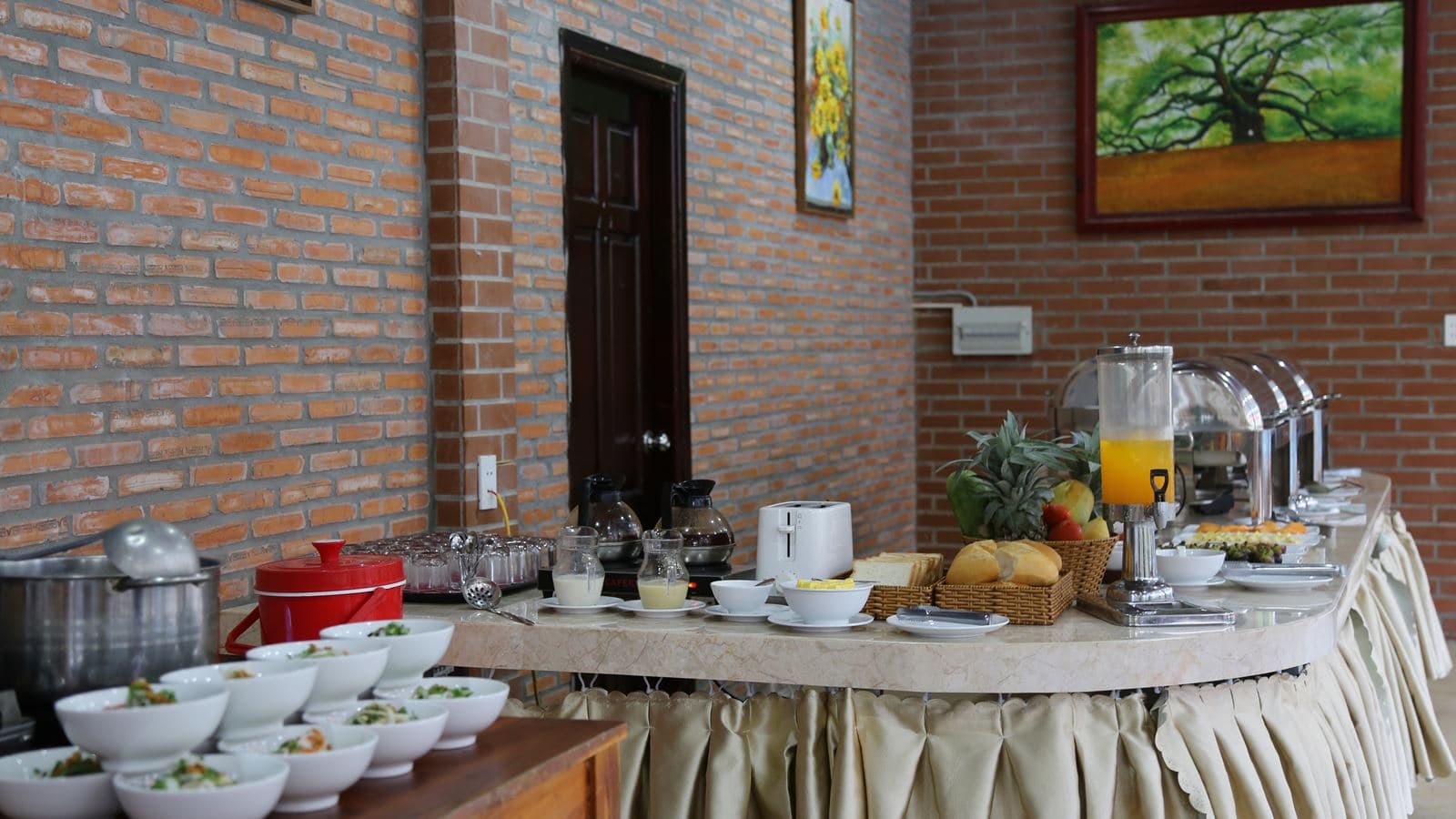 restaurants-main-restaurant