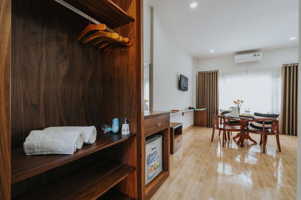 rooms-deluxe-double-garden-view-balcony-child-without-extra-bed