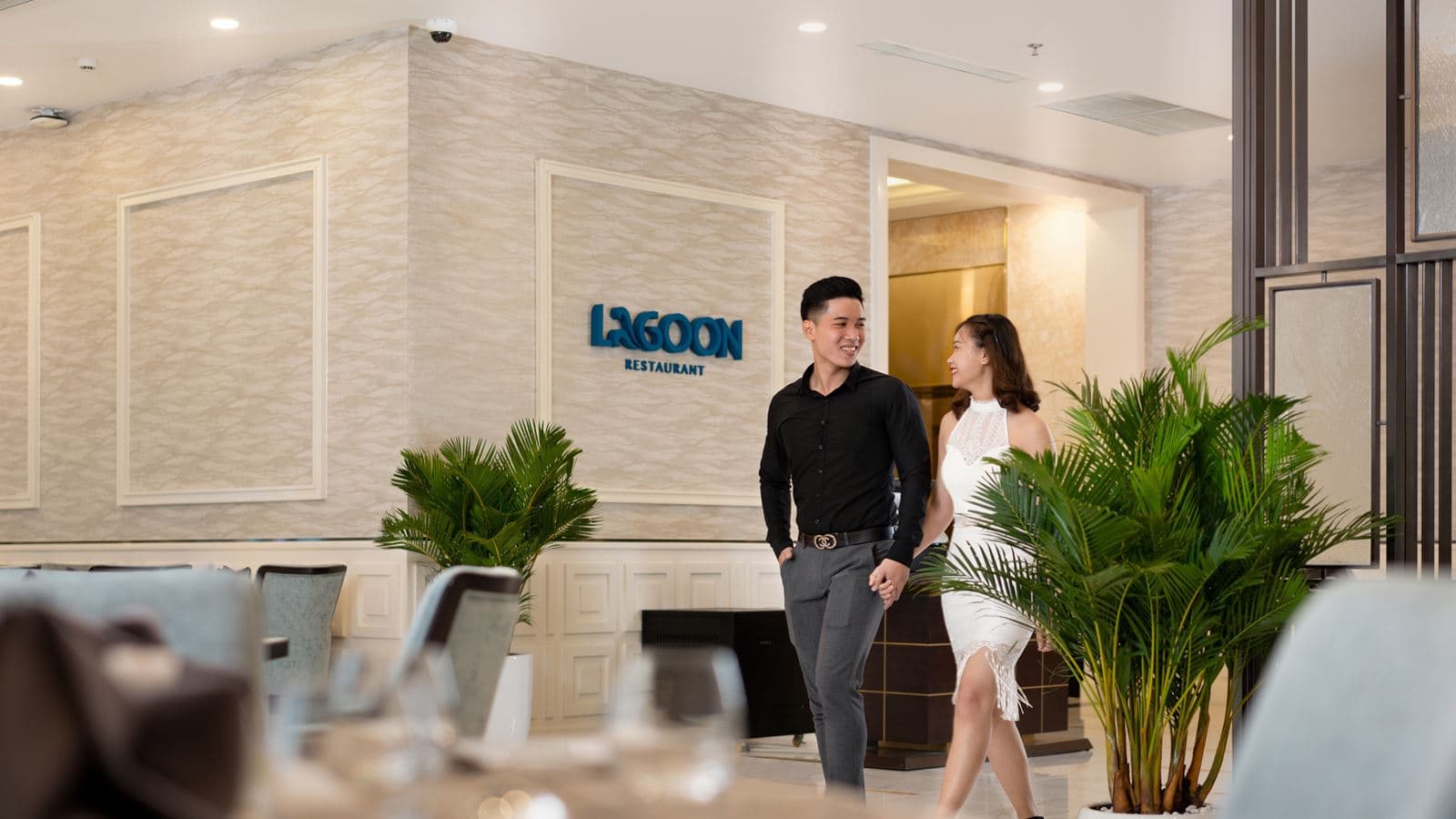 restaurants-lagoon-restaurant