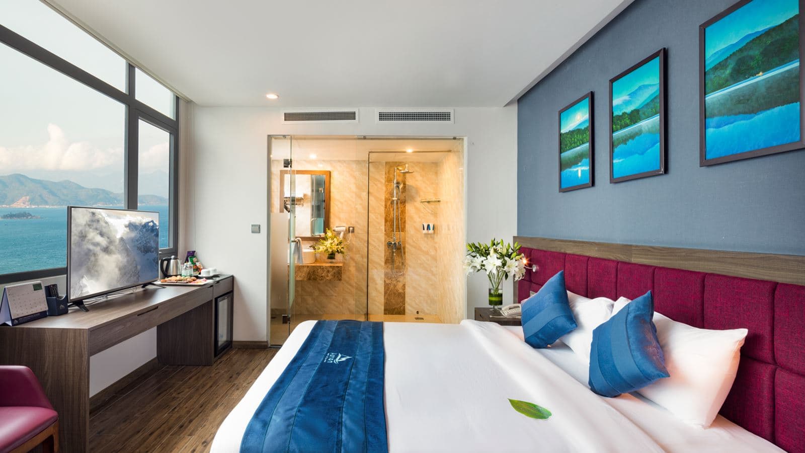 rooms-deluxe-sea-view