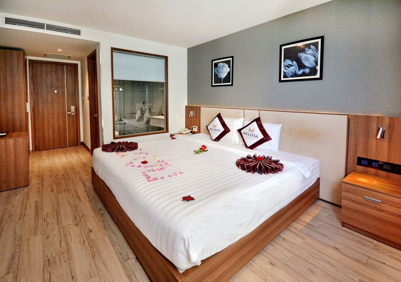 rooms-deluxe-partial-seaview-child-without-extra-bed