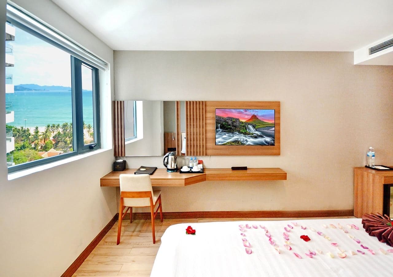rooms-deluxe-partial-seaview-child-without-extra-bed