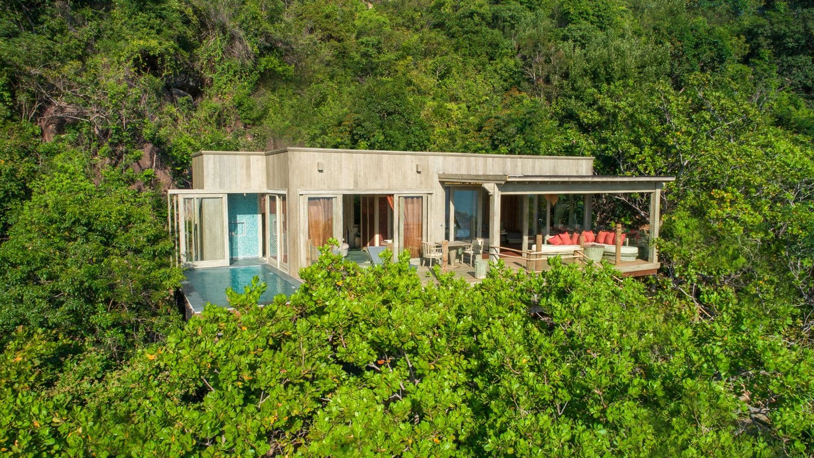 rooms-tree-top-pool-villa