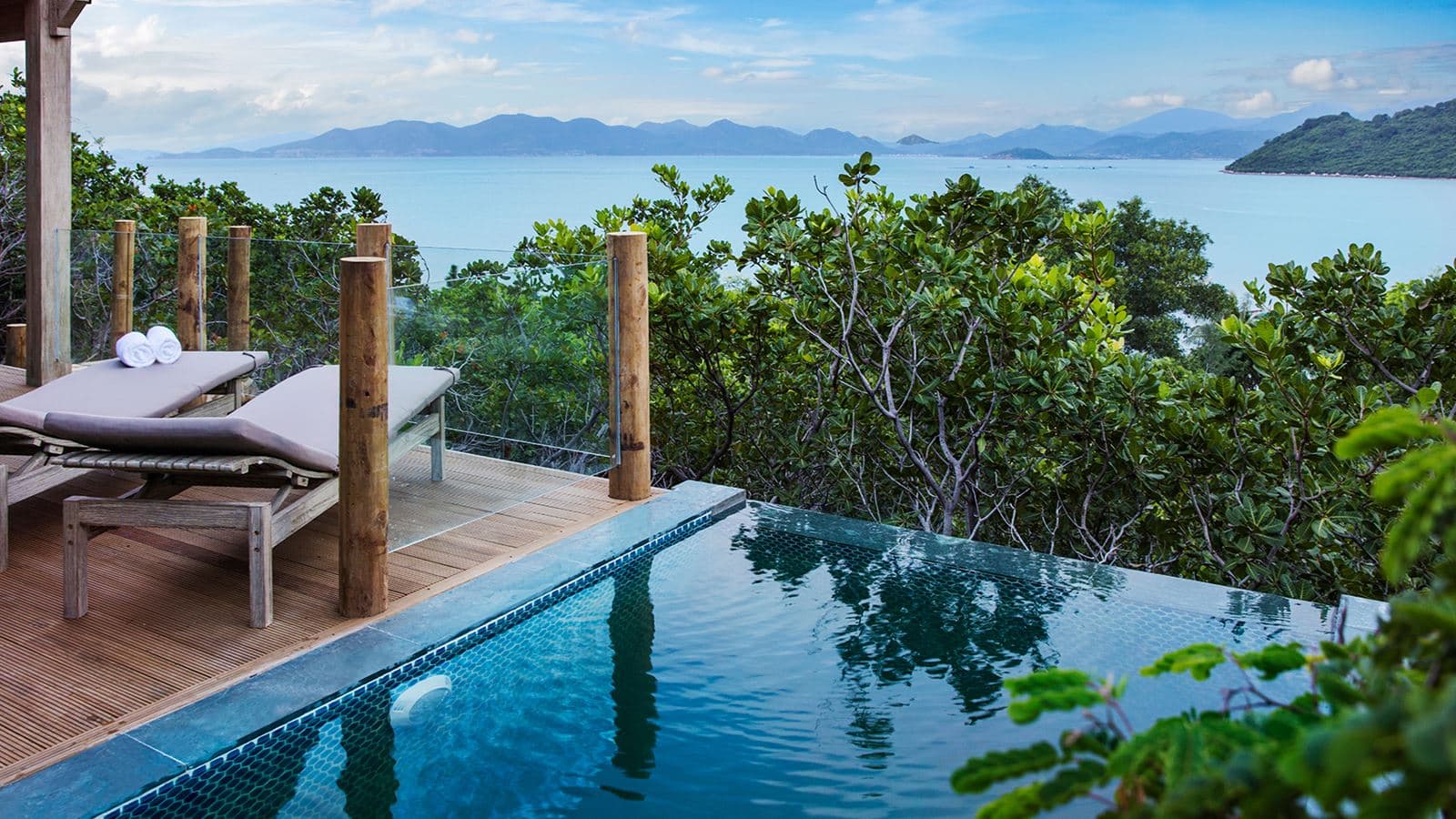 rooms-tree-top-pool-villa