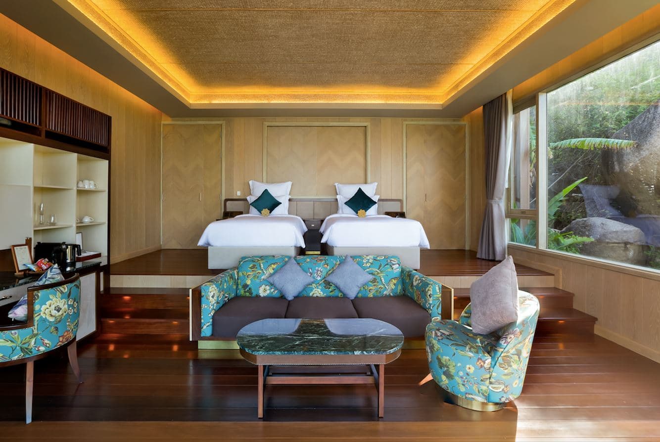 rooms-threebedroom-beachfront-pool-villa