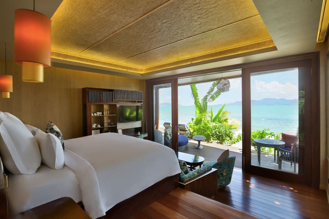 rooms-threebedroom-beachfront-pool-villa