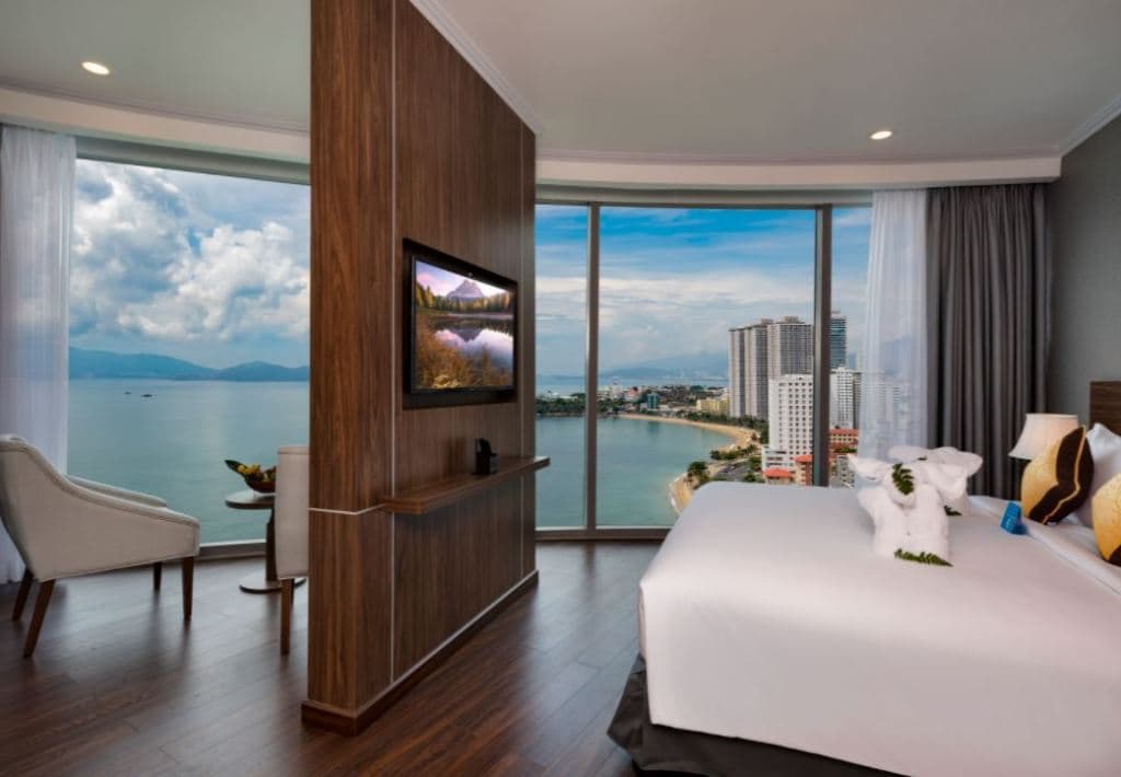 rooms-executive-suite