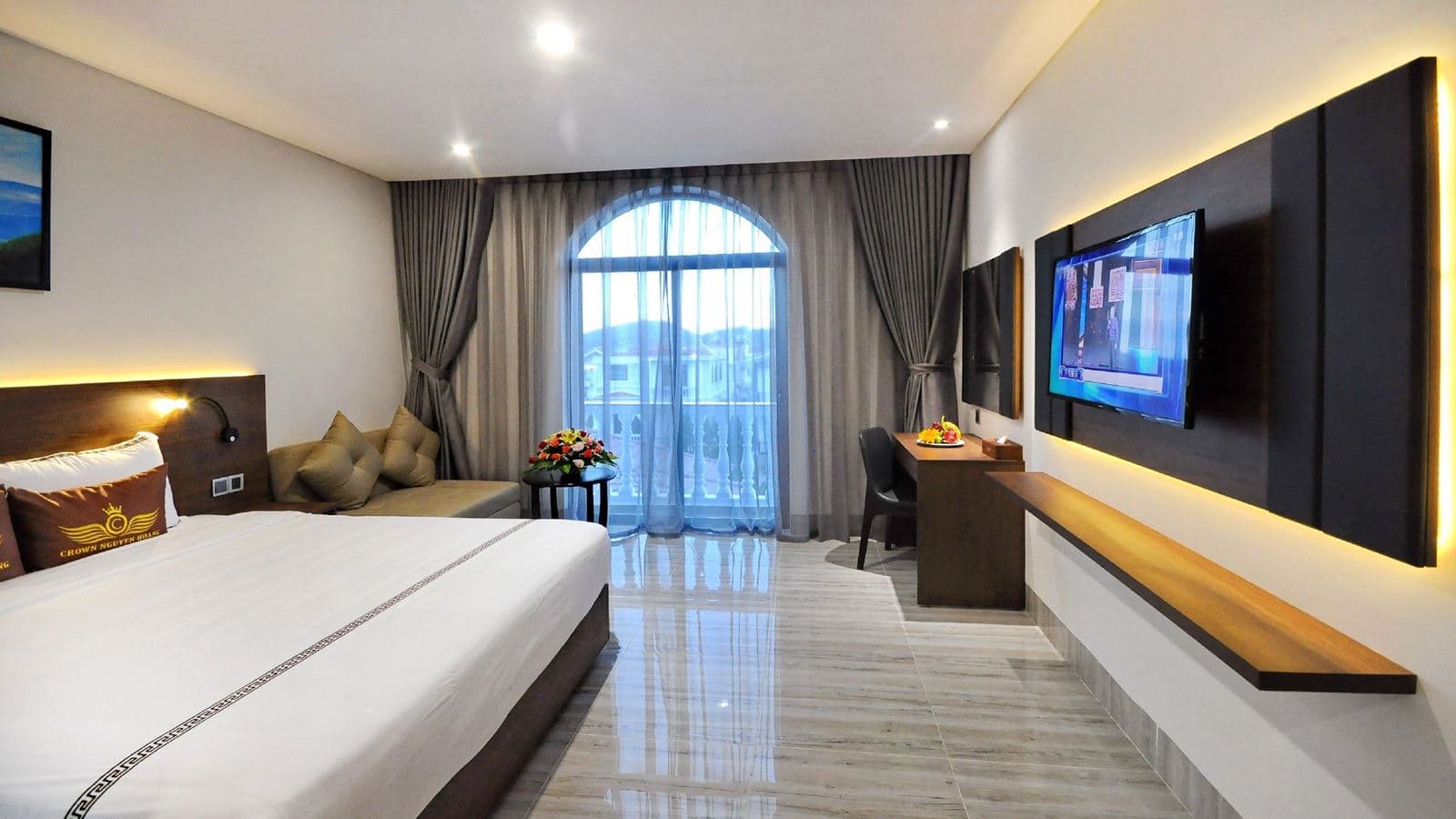 rooms-junior-deluxe-with-balcony