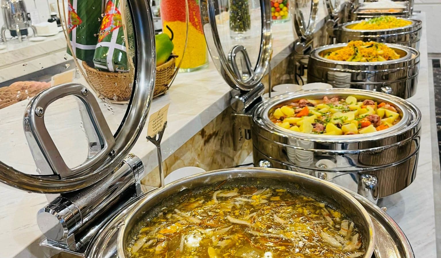 restaurants-daphovina-restaurant