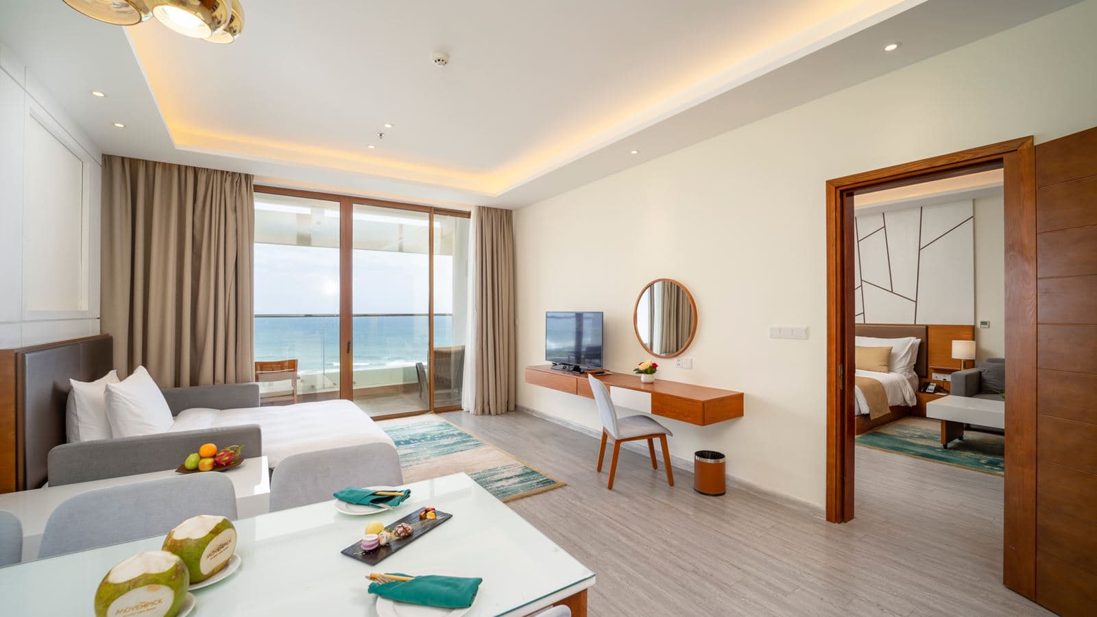 rooms-seaview-interconnected-studio-sofa-bed