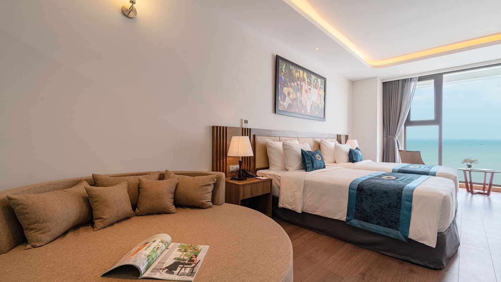 rooms-executive-sea-view-with-balcony