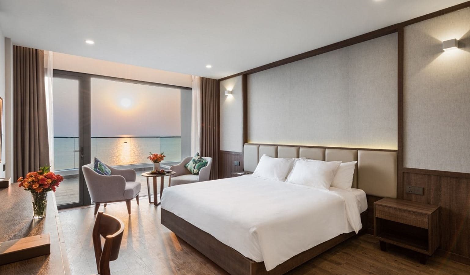 rooms-deluxe-ocean-panorama
