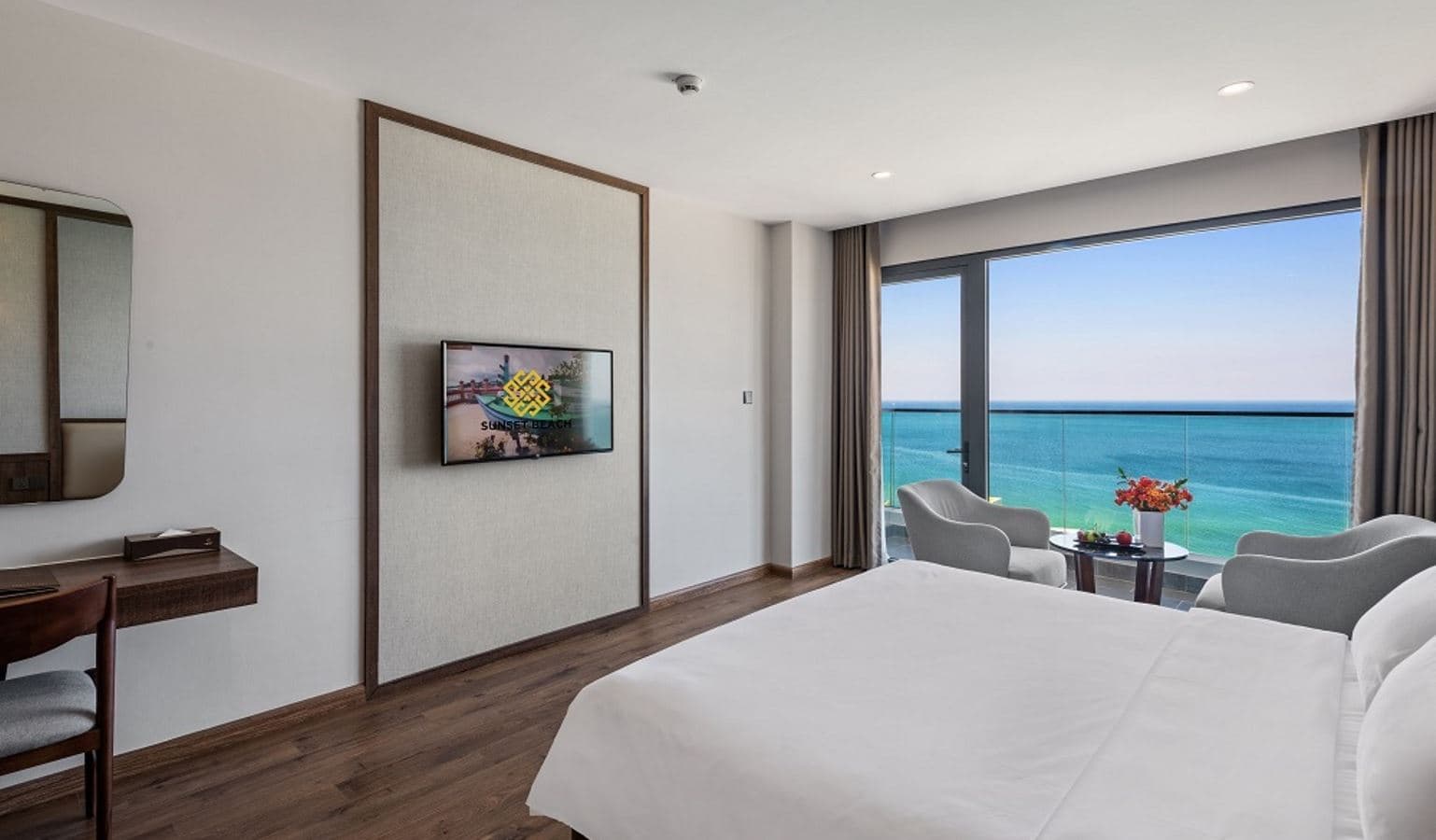 rooms-deluxe-ocean-panorama