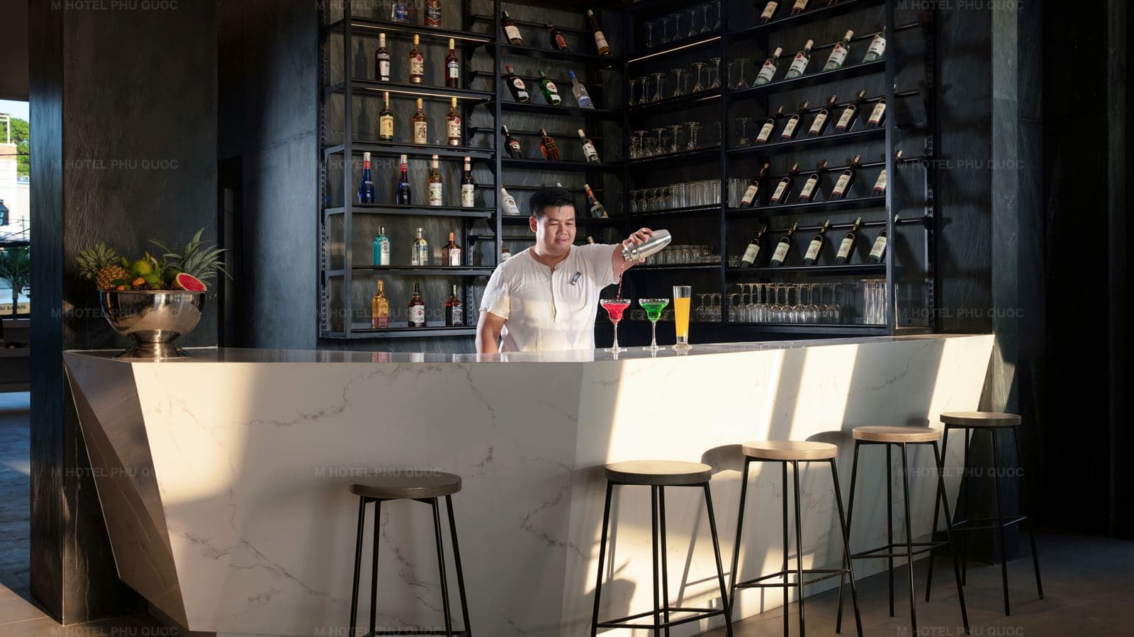 bars-m-sunset-bar