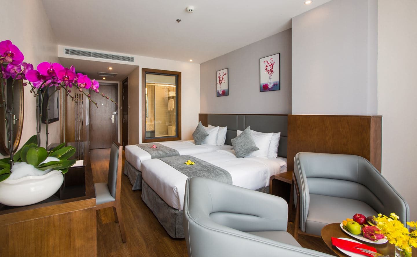 rooms-deluxe-city-view-child-without-extra-bed