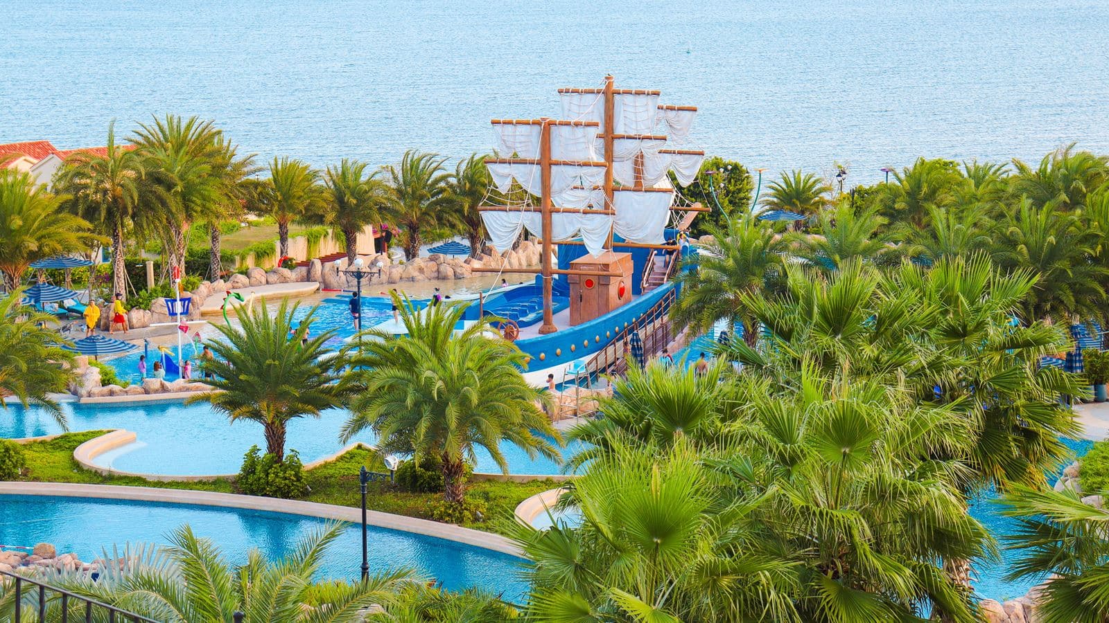 pools-outdoor-pool