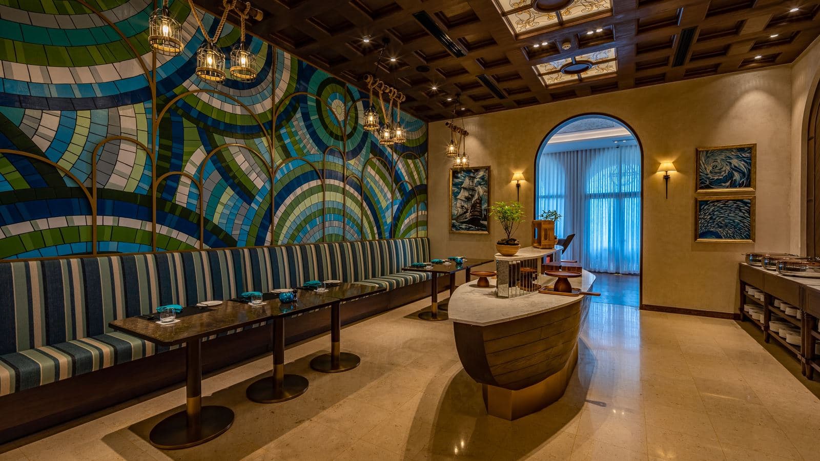 restaurants-familia-lounge