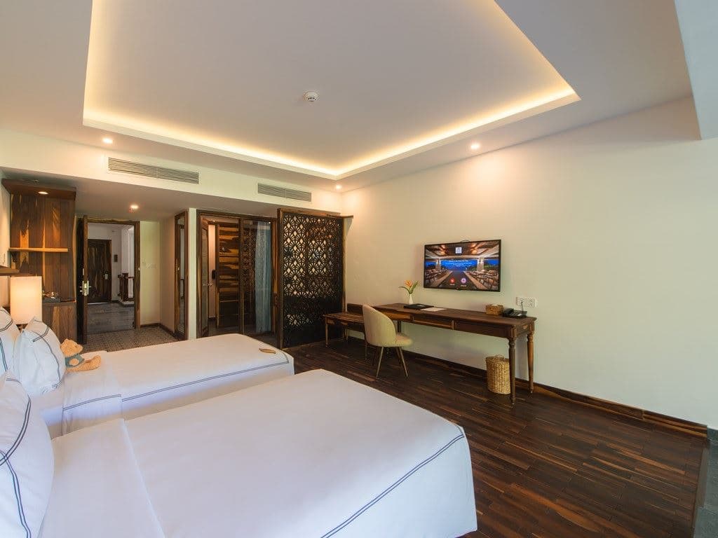 rooms-balcony-room