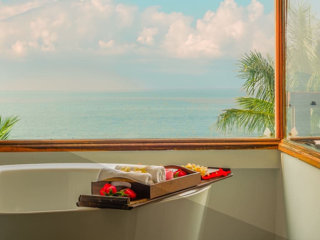 rooms-premier-executive-ocean-view-suite