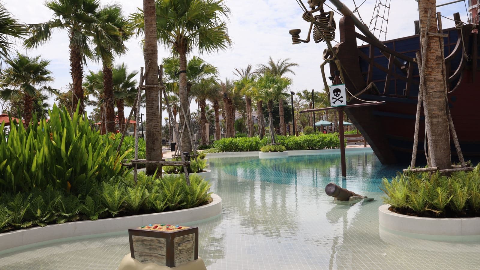 pools-outdoor-childrens-pool
