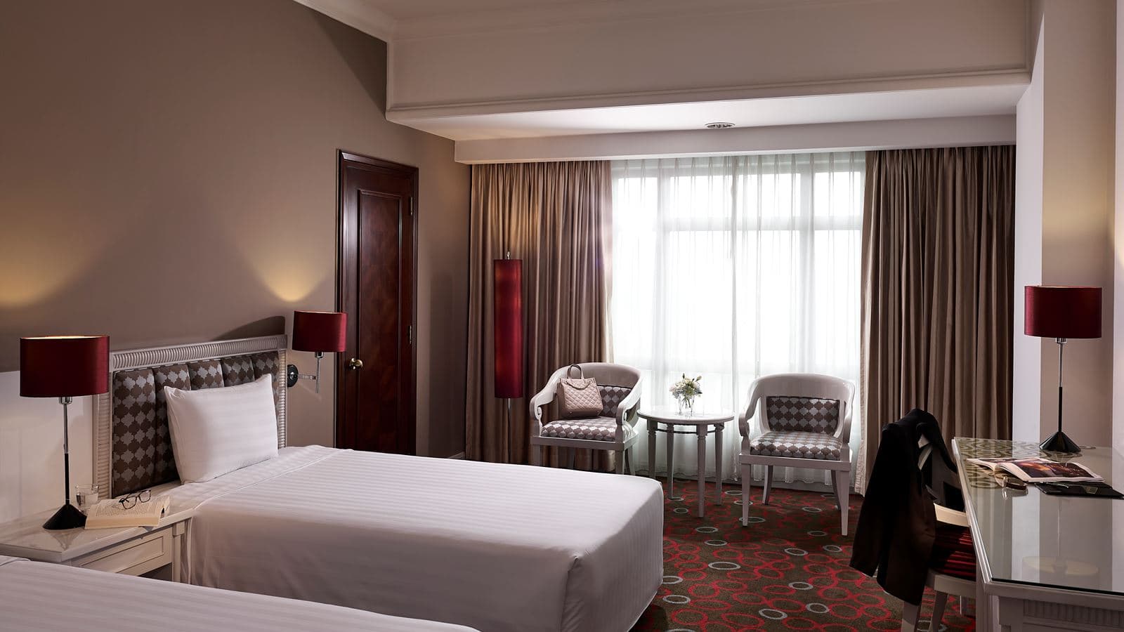 rooms-superior-room