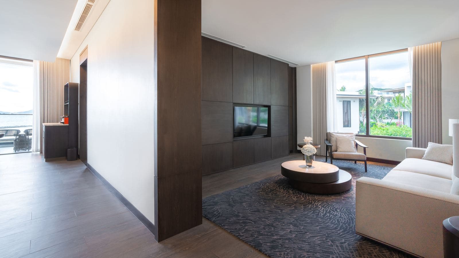 rooms-coastal-suite