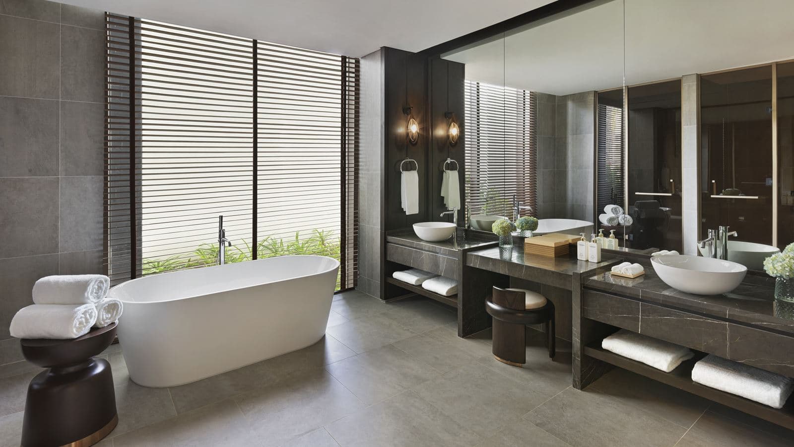 rooms-lagoon-villa-two-bedroom-with-pool