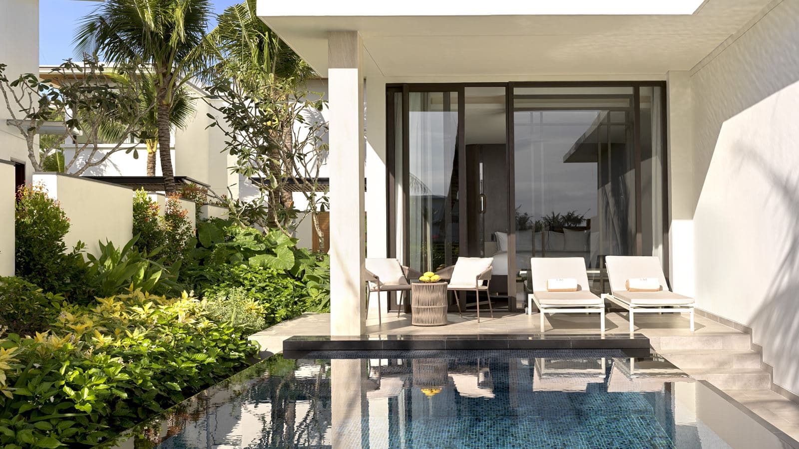 rooms-lagoon-villa-four-bedroom-with-pool