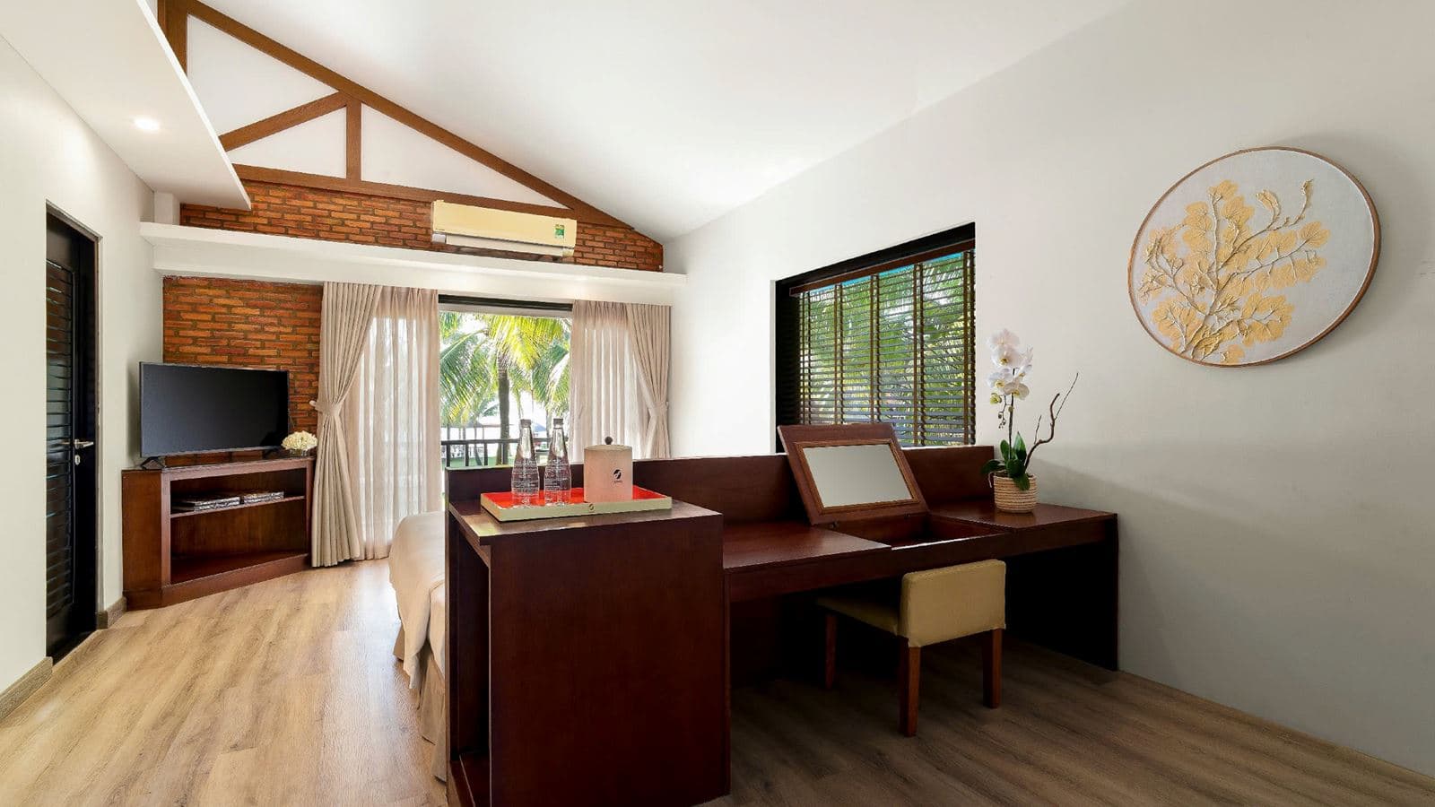 rooms-deluxe-ocean-view-balcony-or-terrace