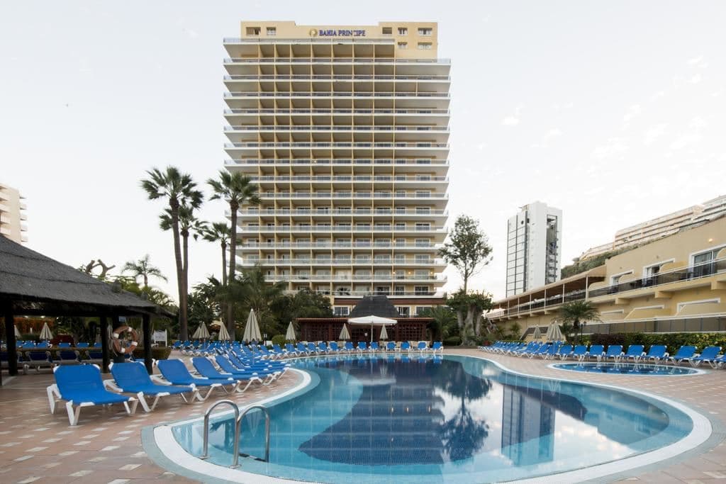 pools-outdoor-pool