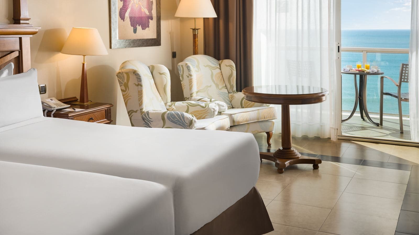 rooms-double-deluxe-sea-view-balcony-or-terrace