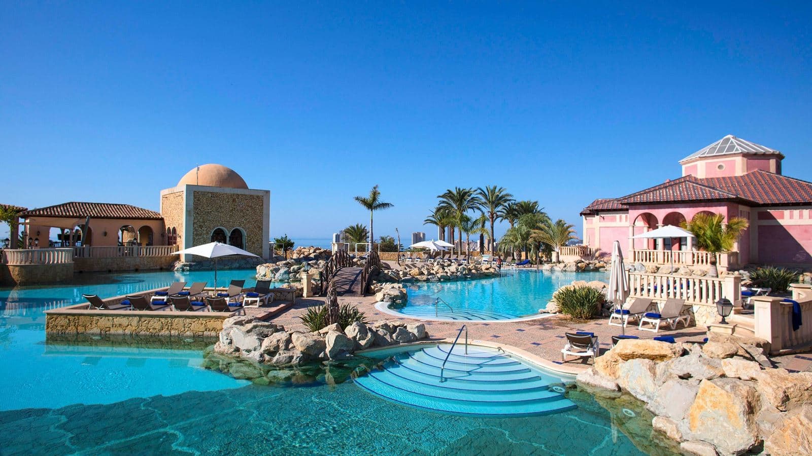 pools-outdoor-pool