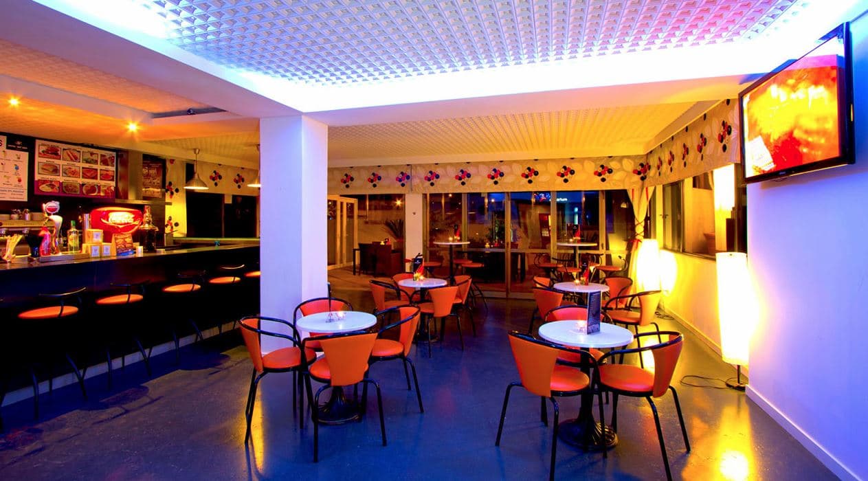 bars-snack-bar