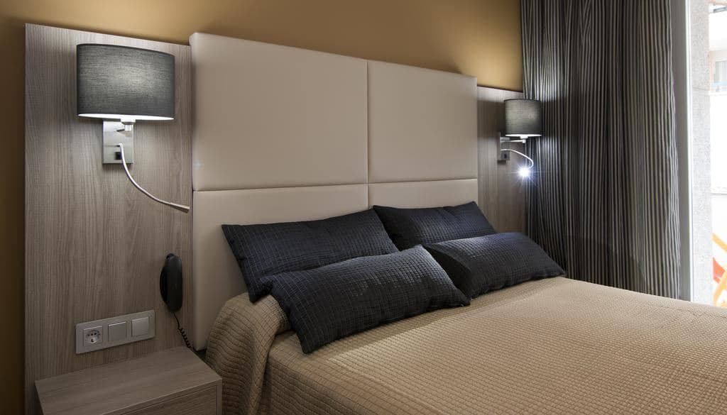 rooms-standard-room