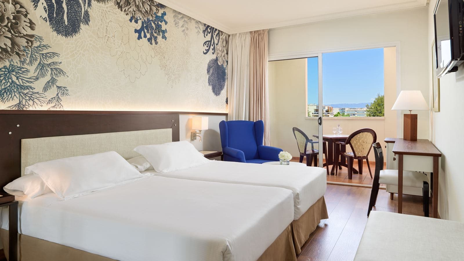 rooms-standard-room