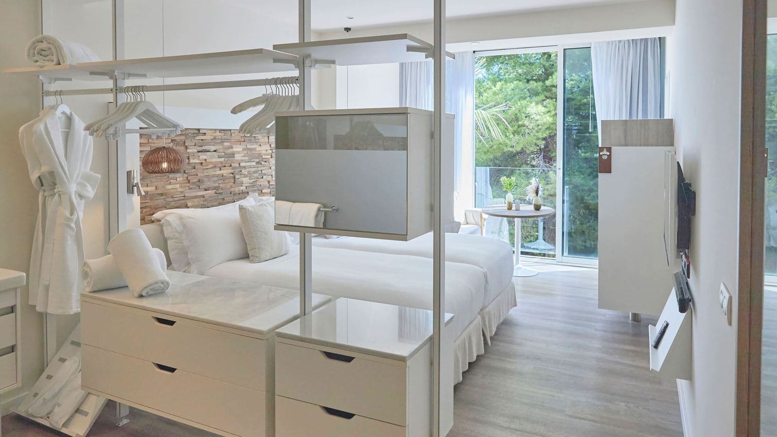 rooms-dbl-always-me