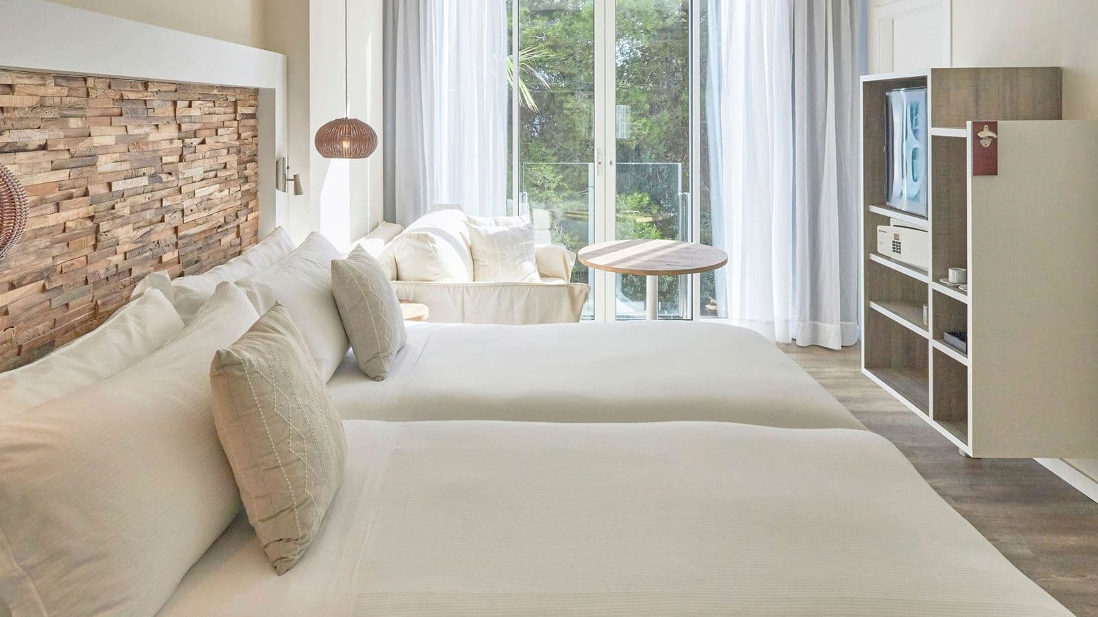 rooms-dbl-always-me