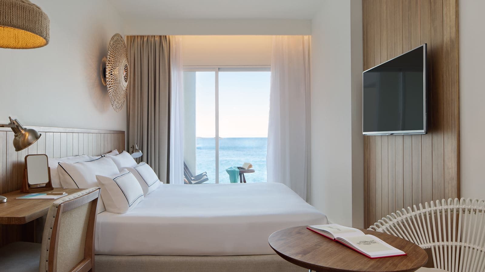 rooms-double-room-front-ocean-view