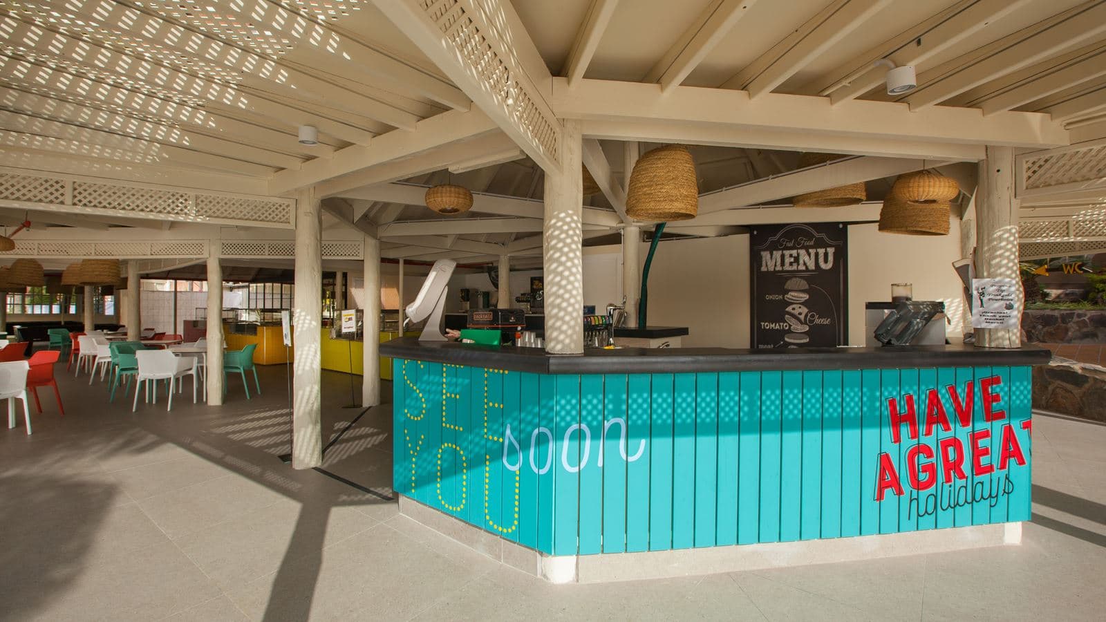 bars-bar-piscina