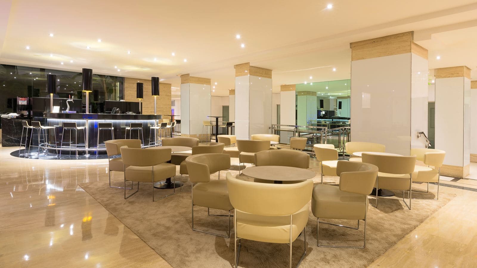 bars-main-bar