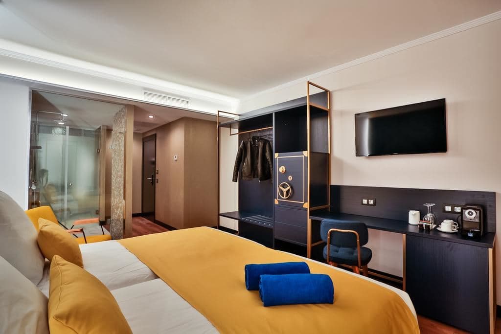 rooms-deluxe-twin-room