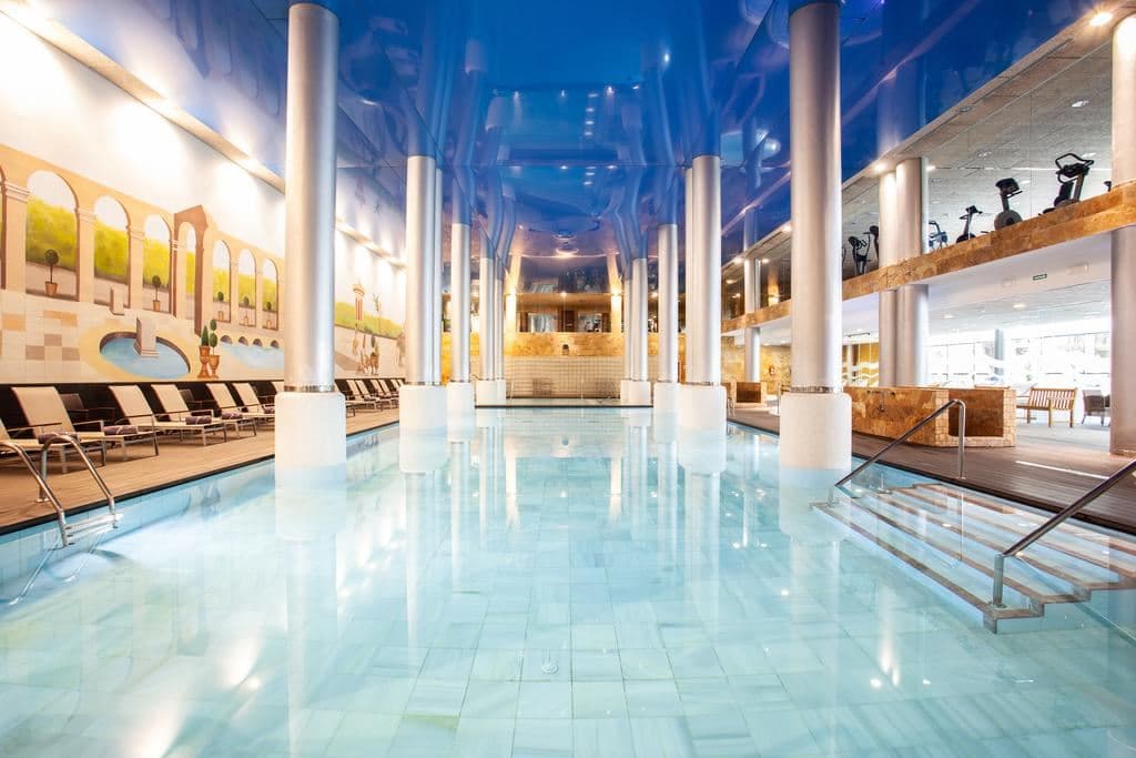 pools-indoor-pool