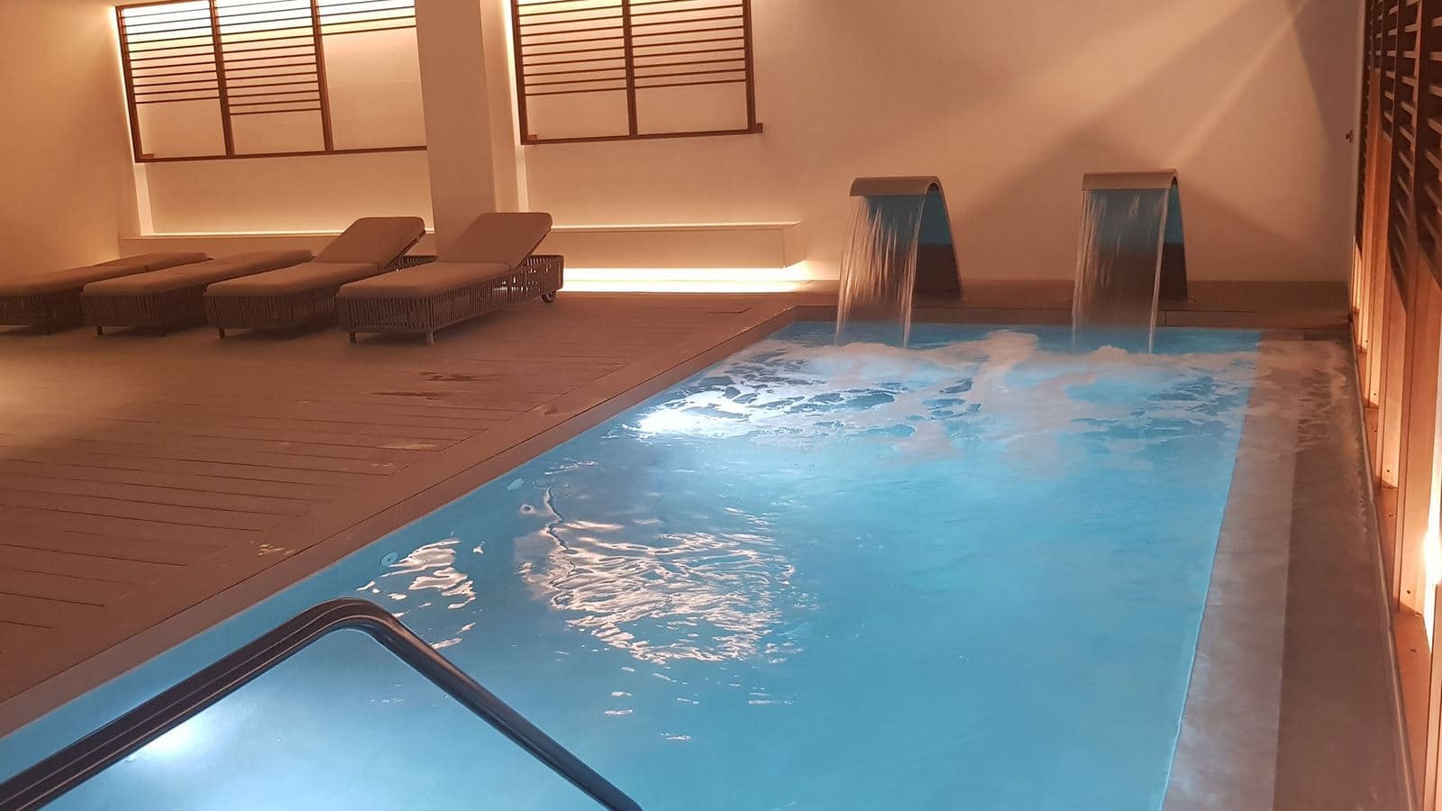 pools-indoor-pool