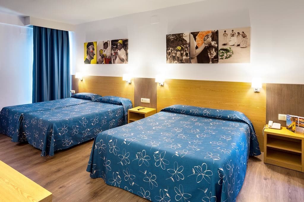 rooms-room-standard-double-balcony-or-terrace