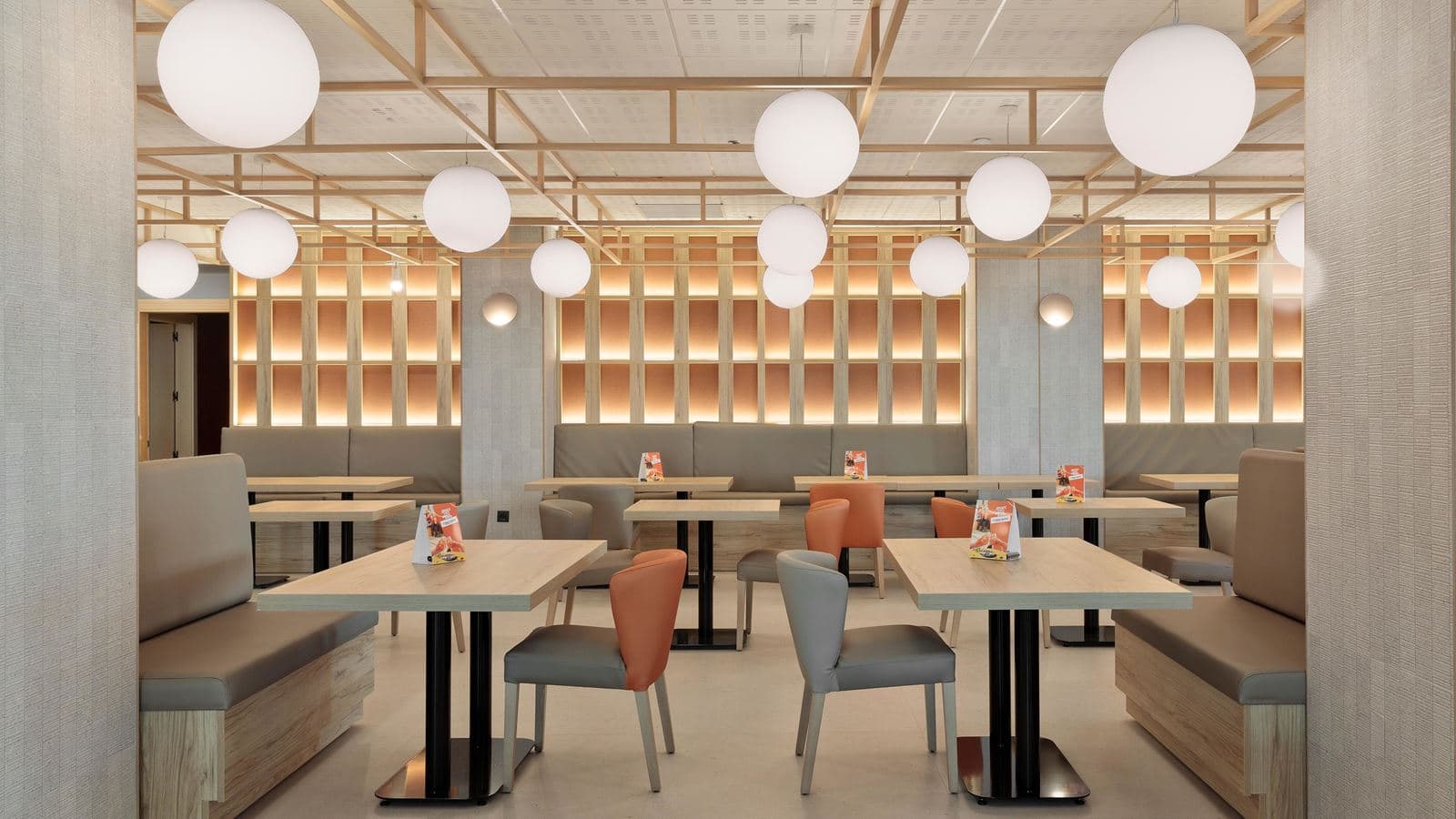 bars-main-bar