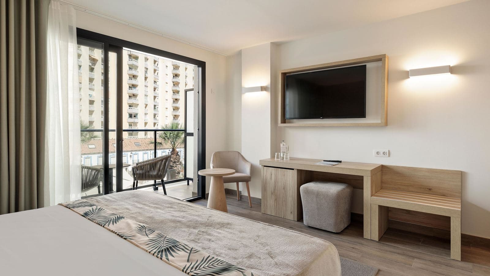 rooms-standard-room